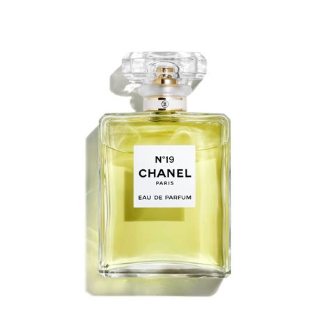 eau de parfum chanel 19 recharge|chanel 19 for sale.